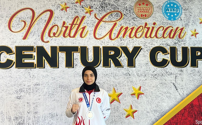 Ayşe Ebrar gümüş madalya ile döndü