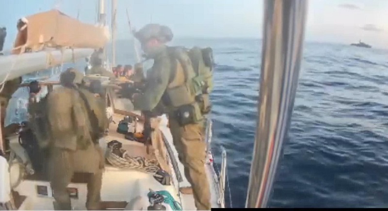 İsrail 21 gemiye saldırdı