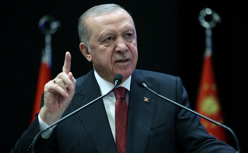 "Türkiye Sumud Filosu'ndaki tüm yolcuların yanındadır"