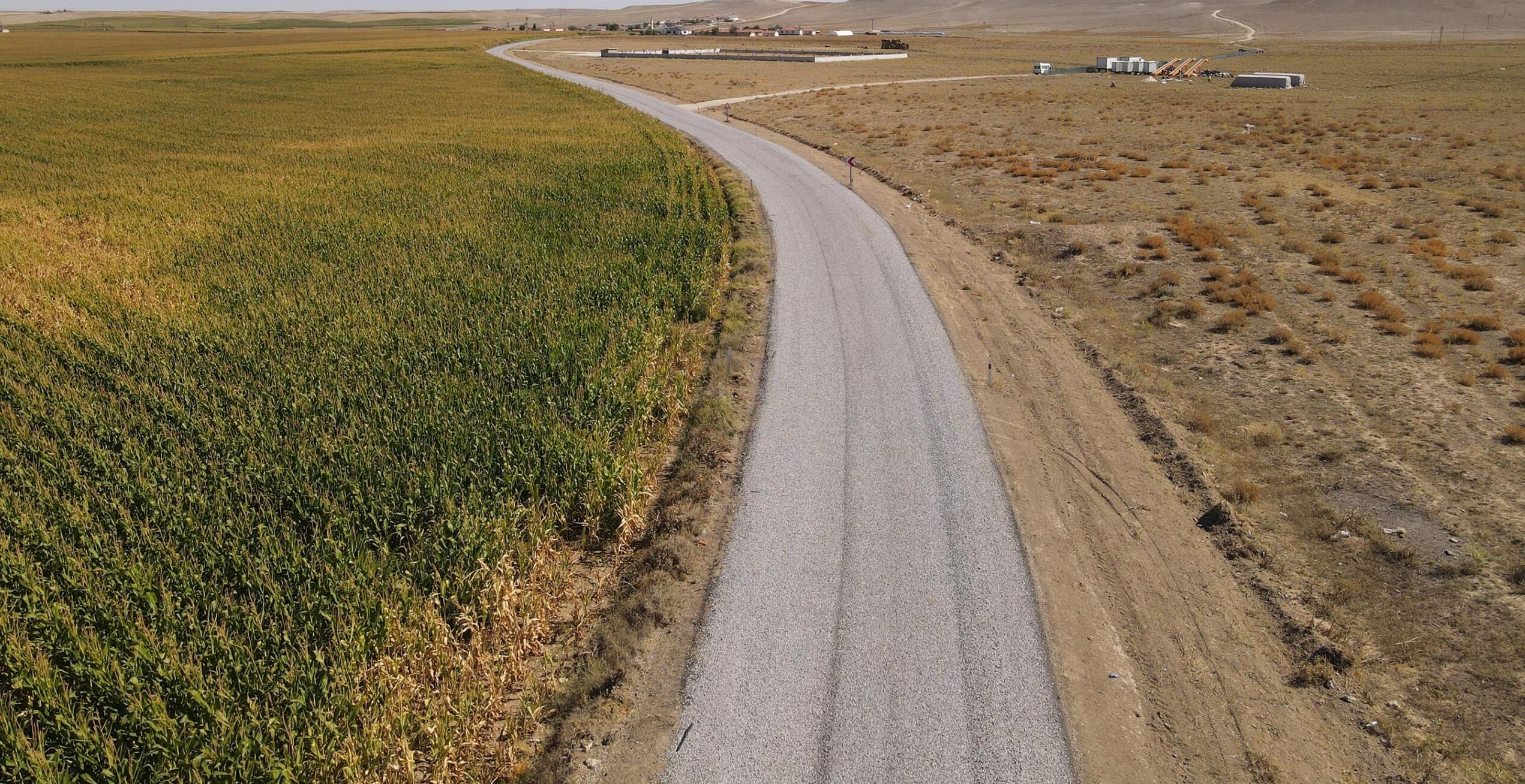 Büyükşehir’den Yunak’a yüksek standartlı mahalle yolları