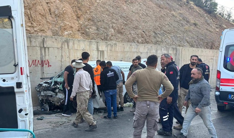 Şırnak'ta trafik kazası: 11 yaralı