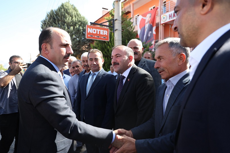 Başkan Altay ilçeleri ziyaret etti