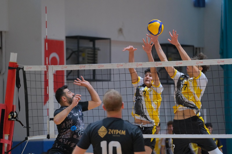 Büyükşehir Belediyespor galibiyetle başladı