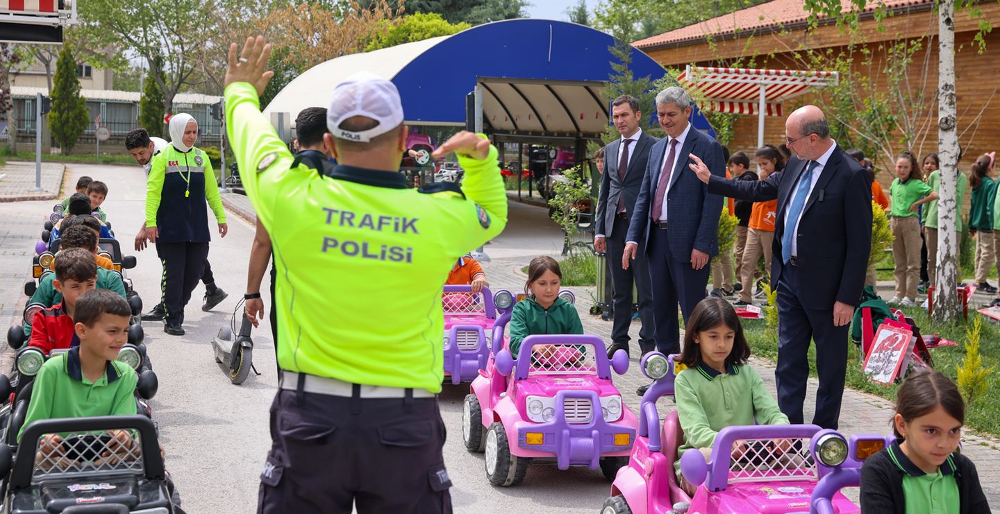 Trafikte nezaket ve görgü kuralları öğretilecek