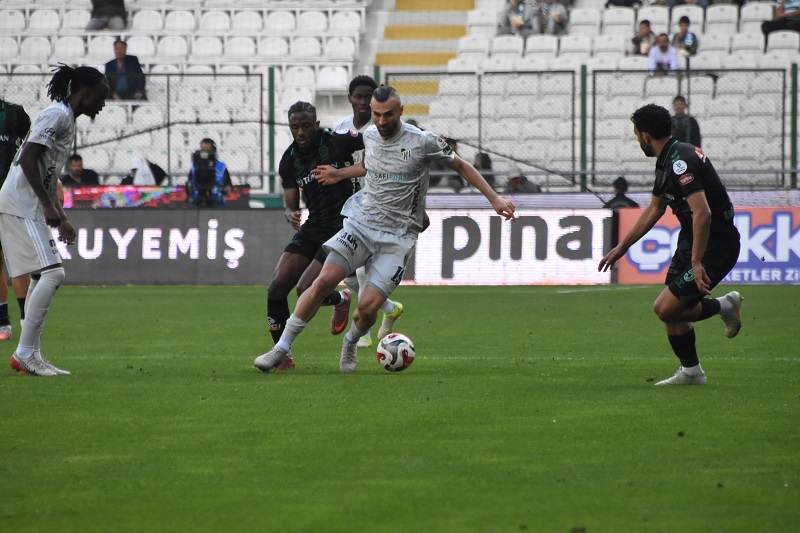 Konyaspor kendi evinde yenildi