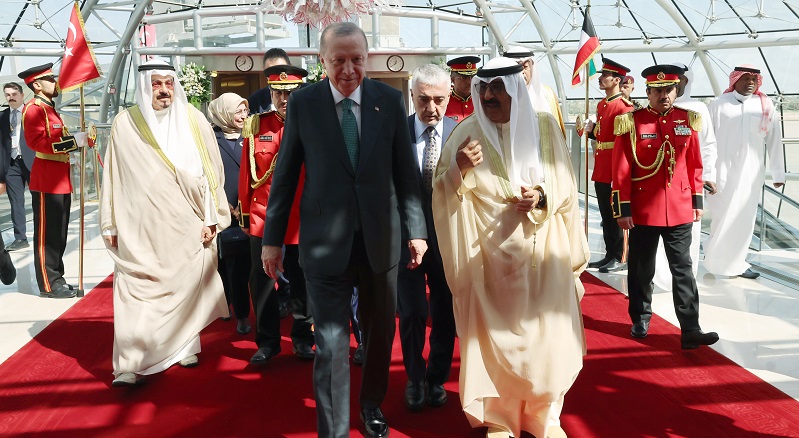 Cumhurbaşkanı Erdoğan Kuveyt'te
