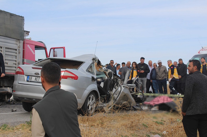 Aksaray'da feci kaza: 3 ölü