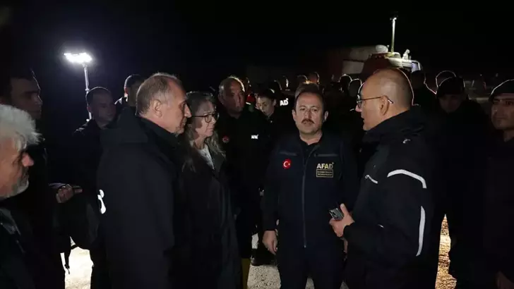 AFAD Başkanı Pehlivan sel bölgesinde
