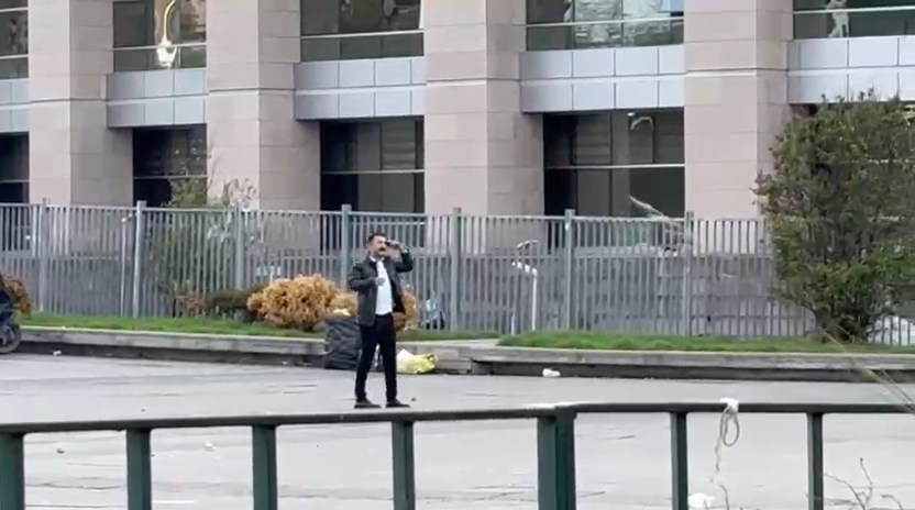 Adliye önünde hareketli dakikalar