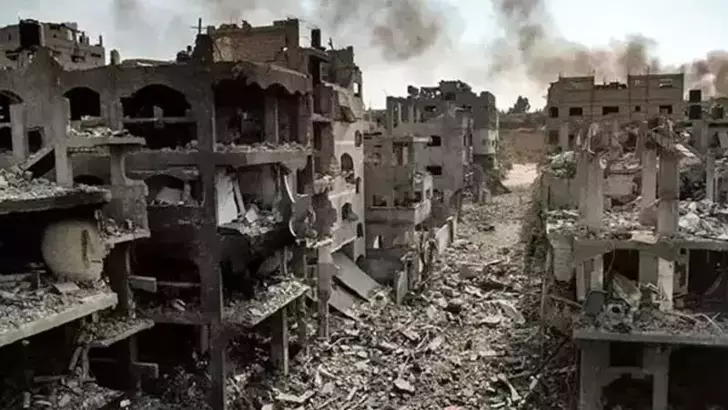 Gazze'de su kıtlığı ve tonlarca atık sağlığı tehdit ediyor