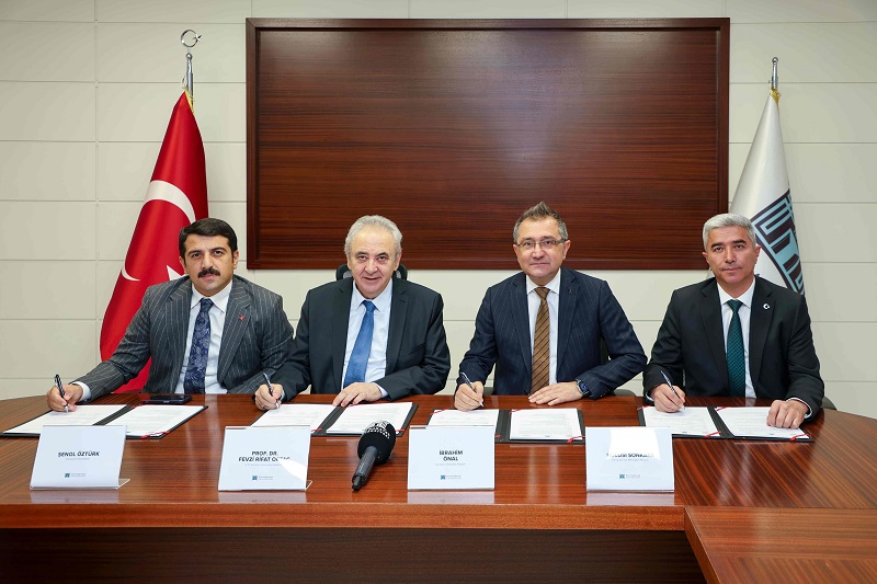 KTO Karatay'dan Karapınar'a eğitim desteği