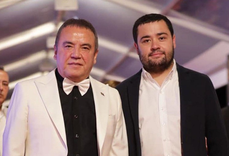 Antalya Büyükşehir Belediyesi'ne 8'inci dalga 'rüşvet' operasyonu