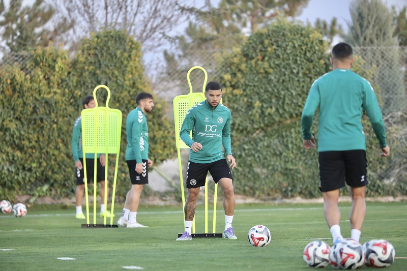 Konyaspor'da F. Karagümrük hazırlıkları