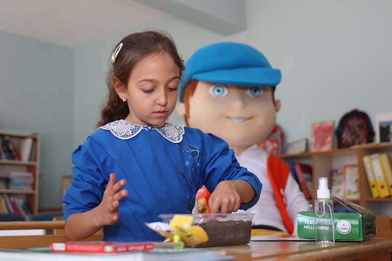 İlayda’ya milli tohum bilinci kazandırıldı