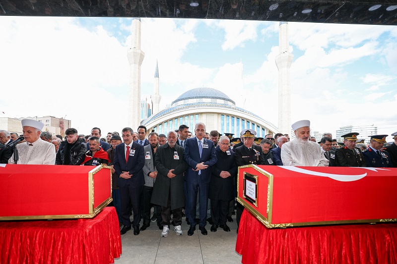 Şehit 3 asker Ankara'da son yolculuklarına uğurlandı