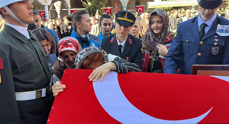 "Gurbet kuşum uçtu gitti"