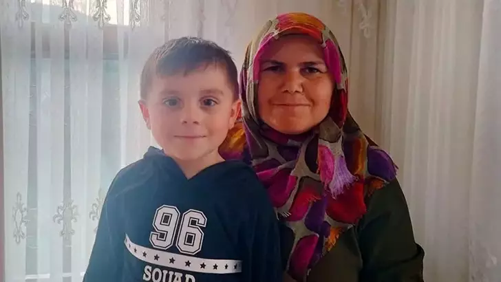 Annenin cep telefonu da bulundu