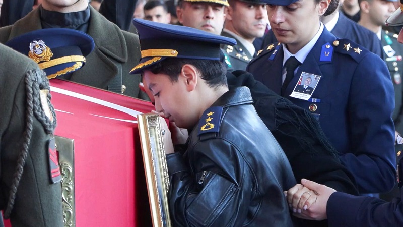Şehit Pilot Yarbay Gökhan Korkmaz son yolculuğuna uğurlandı