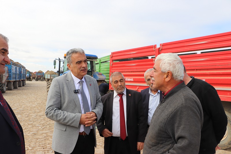 Çiftçiler anlattı Başkan dinledi