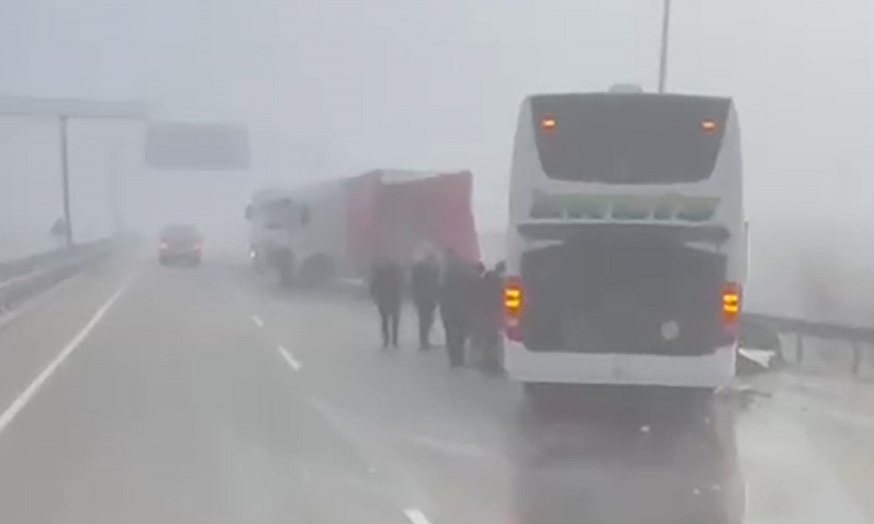 Erzurum ve Kars’ta sis etkili oldu