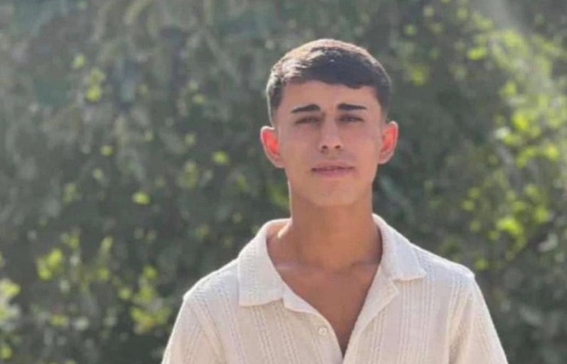 Halı saha maçında kalp krizi geçirdi