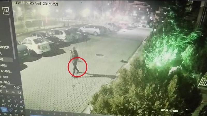 Eski eşinin arkadaşının oturduğu siteyi bastı