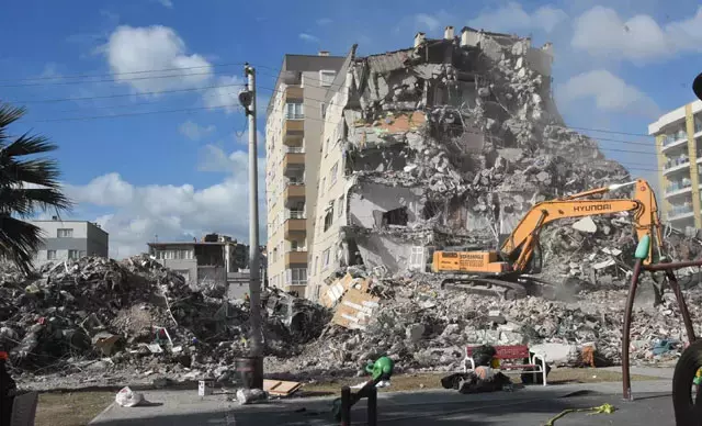 21 milyonu aşan yapı stokunun yüzde 50'si kaçak!