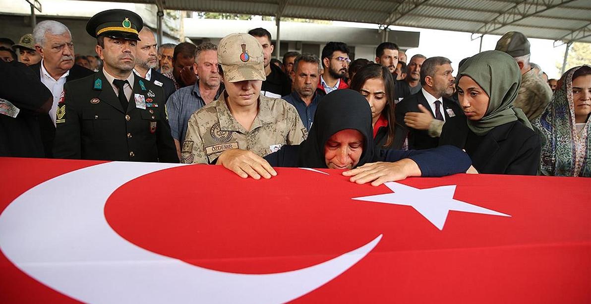 Piyade Sözleşmeli Er Fırat Güner son yolculuğuna uğurlandı