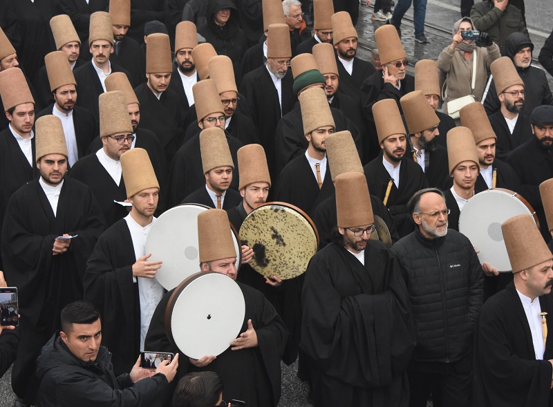 Hz. Mevlana'yı anma törenleri başladı