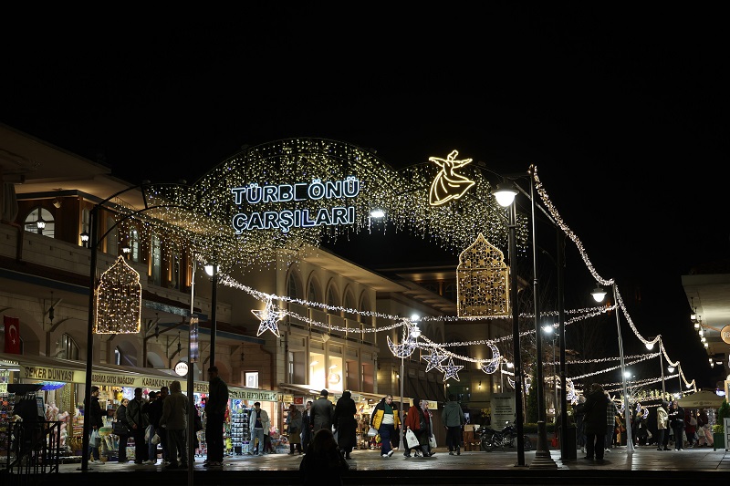 Konya'da Şeb-i Arus'a özel ışıklandırma