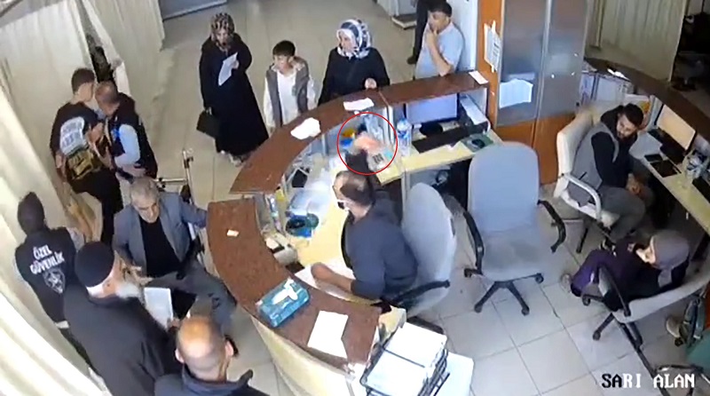 Disiplin cezası almıştı istifa etti