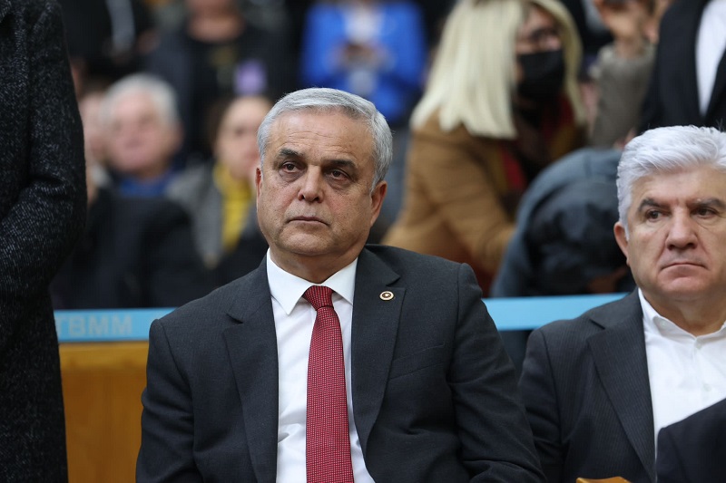 CHP Mersin Milletvekili Çakır partisinden istifa etti