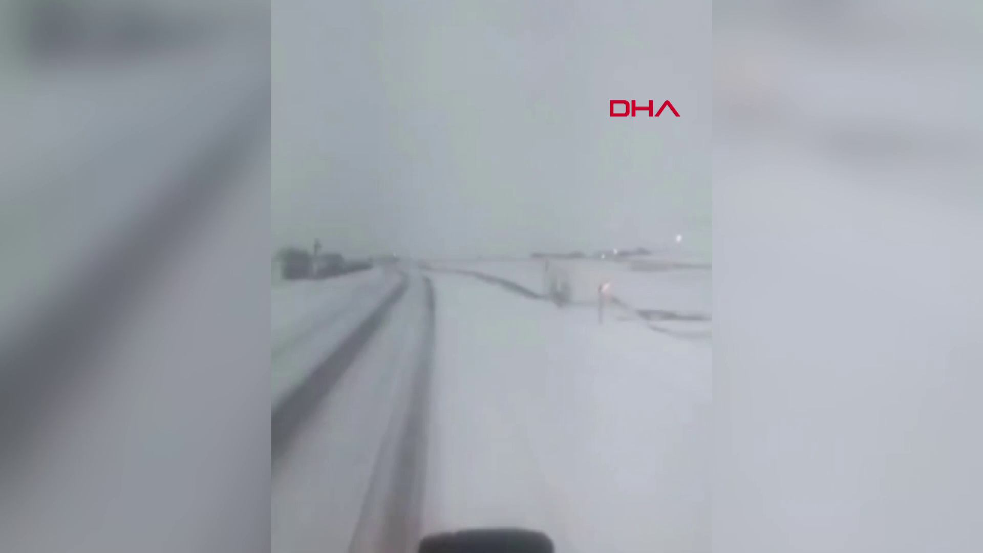 Karayolları ekiplerinin kar mesaisi