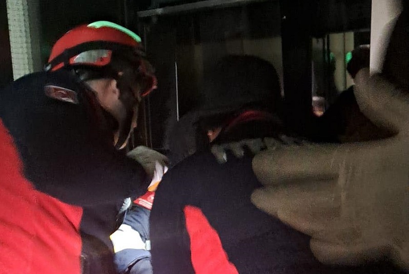 Asansörün halatı koptu