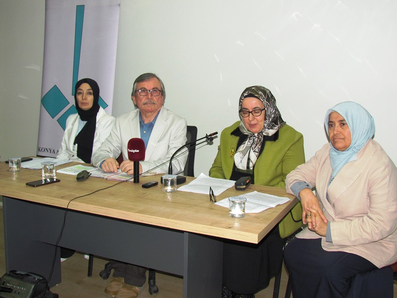 Selçuklu Salı Sohbetlerinde Aile Meselesi konuşuldu