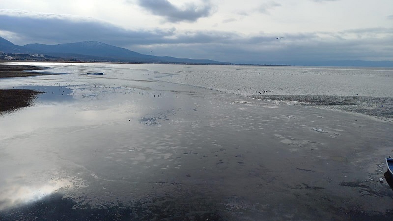 Beyşehir Gölü buz tuttu