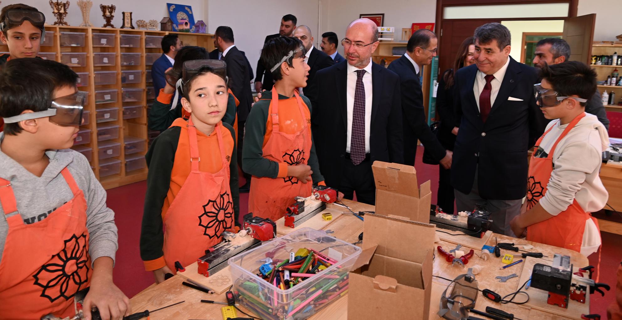 Başkan Pekyatırmacı, “Burada çok farklı bir dünya var”