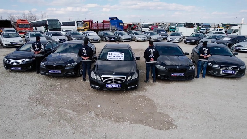 Konya’da “Change Araç” çetesine operasyon