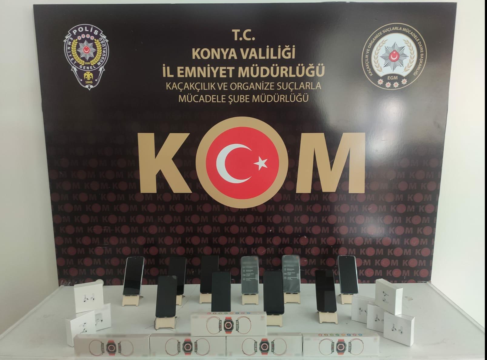 Binlerce lira değerinde kaçak cep telefonu ele geçirildi