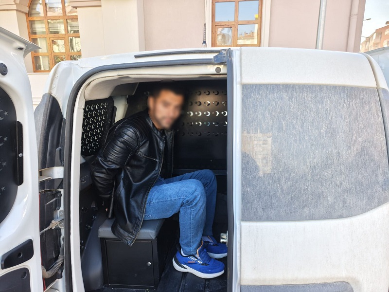 Monttaki detay hırsızı ele verdi!