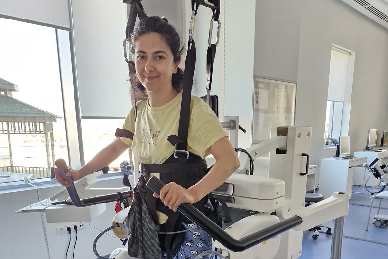 3 yıl sonra ayağa kalktı