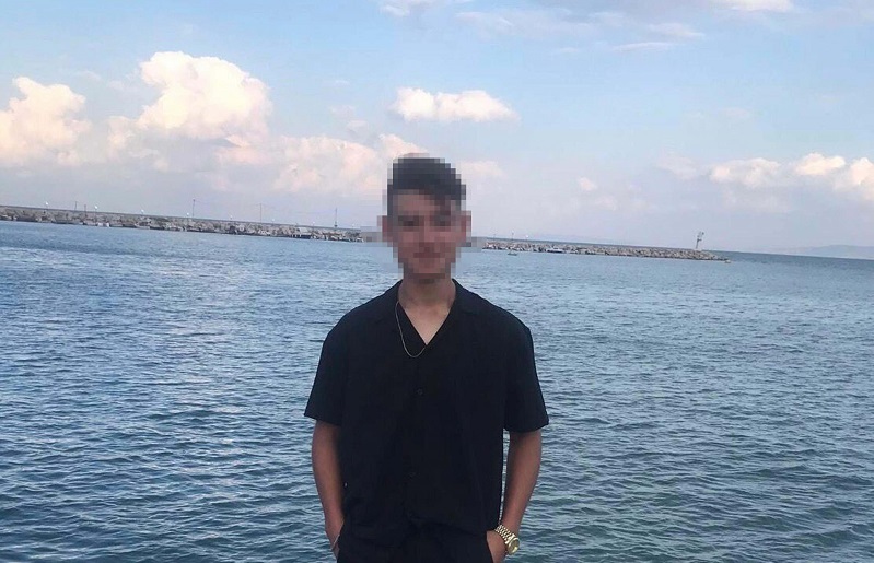 Üvey babasını av tüfeğiyle öldürdü