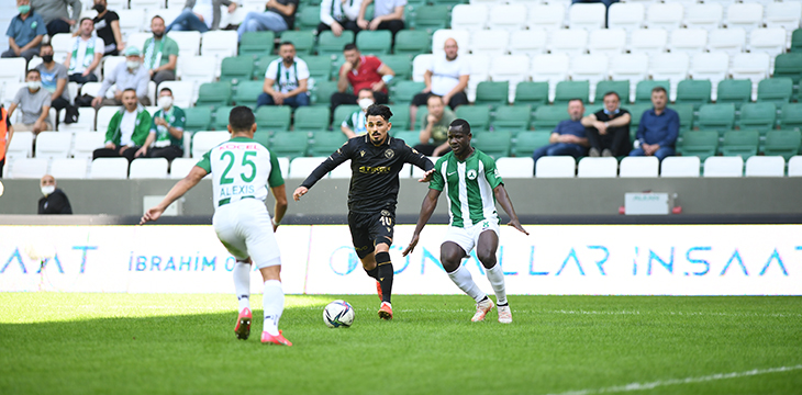 Konyaspor deplasmandan 1 puanla dönüyor