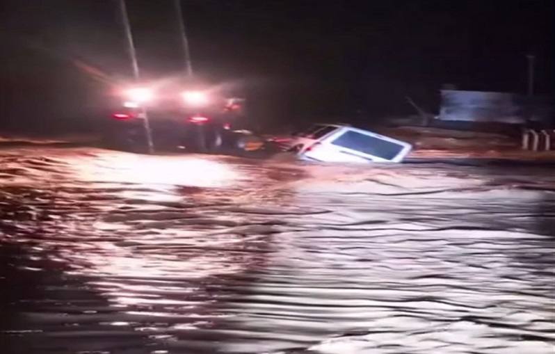 Doğu Akdeniz'i şiddetli yağmur vurdu