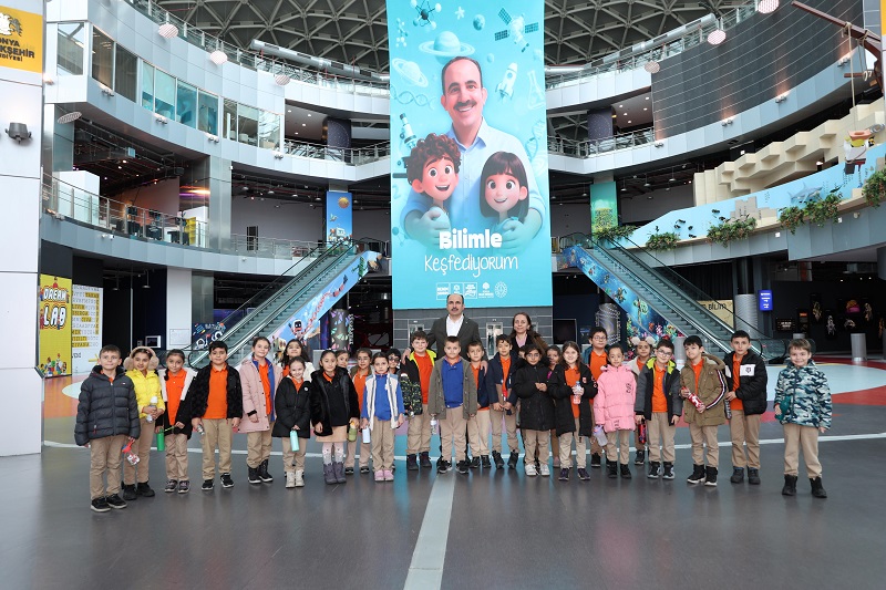 Binlerce öğrenci bilimle tanışacak