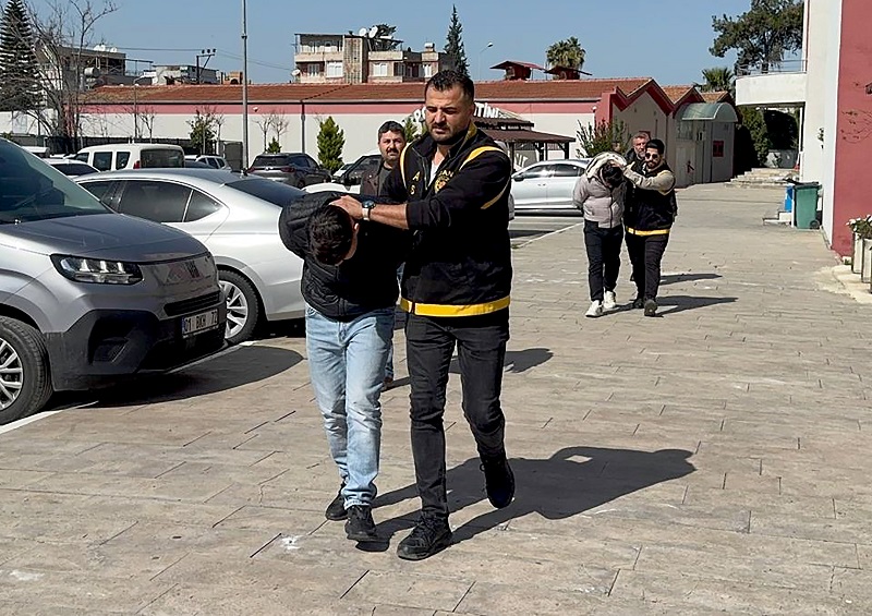Yol verme tartışmasında cinayet!