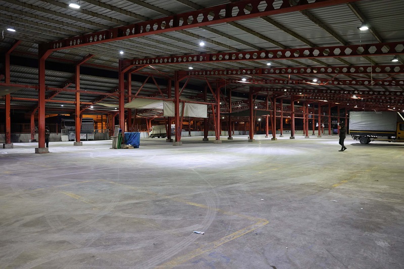 İftar çadırında görevli belediye personeline bıçaklı saldırı