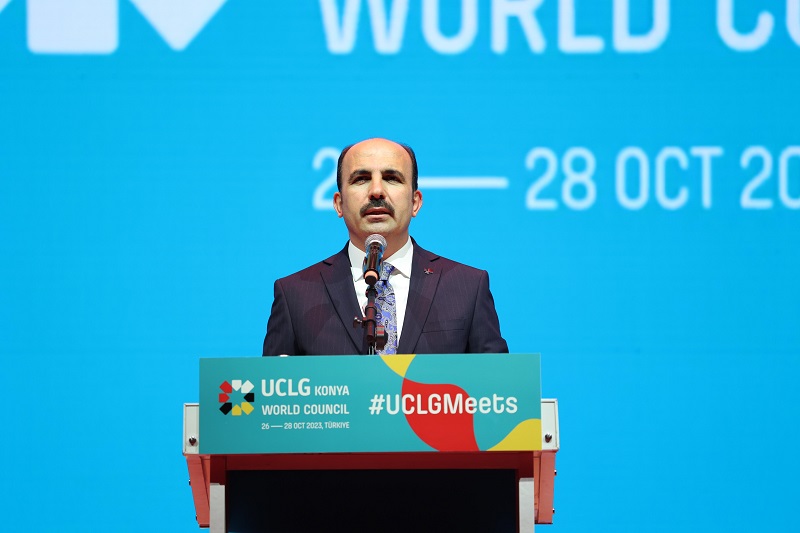 Başkan Altay adaylığını açıkladı