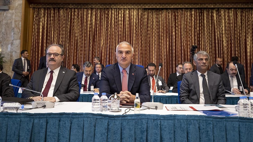 Ocak-Eylül döneminde turizm geliri 35 milyar doları aştı