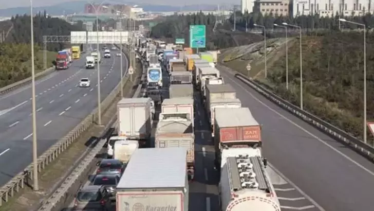 Bayramda bu araçlara kısıtlama getirildi